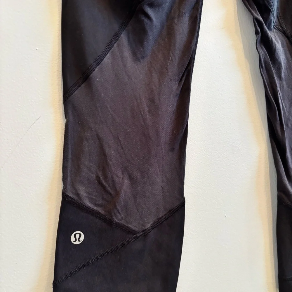 Lululemon Wunder Under Black Crop Leggings Size 6 Mesh Detail Drawstring Pockets